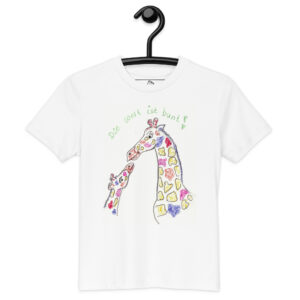 Kinder T-Shirt mit bunten Giraffen und dem Text "Die Welt ist Bunt"